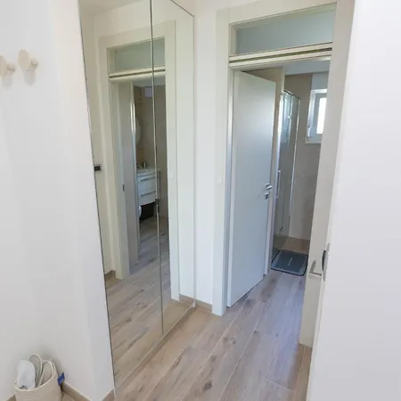 Spinut Apartment Split